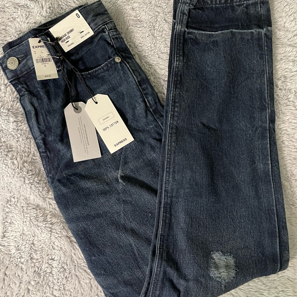 Express 0 dark blue